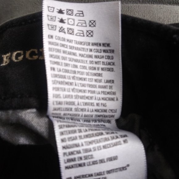 Black American Eagle Super Stretch X. Skinny Jeggings Size 4 Distressed - Picture 9 of 9